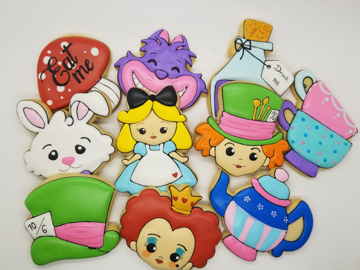 Alice in wonderland cookies (Inspired) One Dozen (12) - Ladybug bake shop