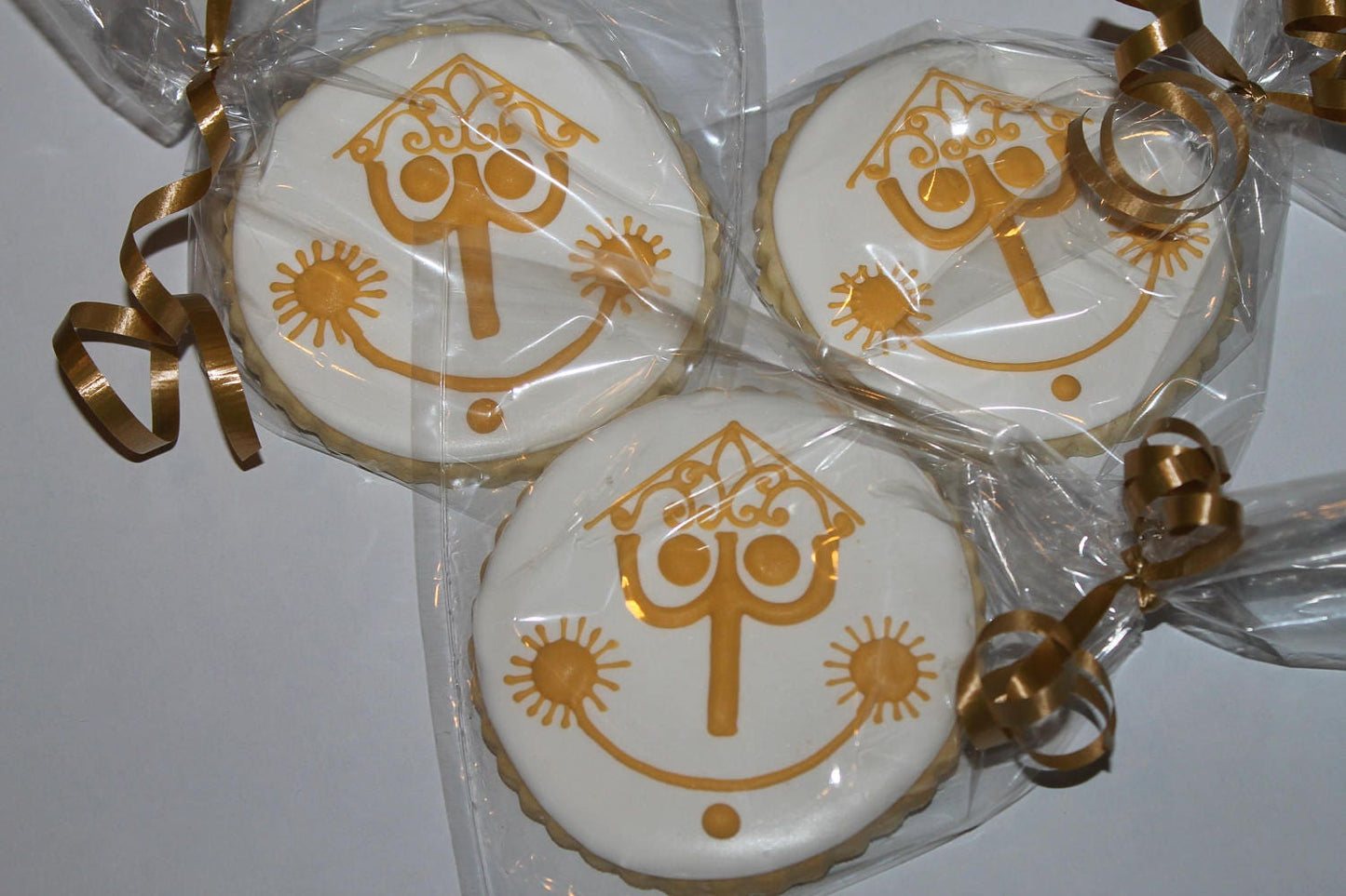 Its a small world cookies inspiredclocks One Dozen (12) - Ladybug bake shop