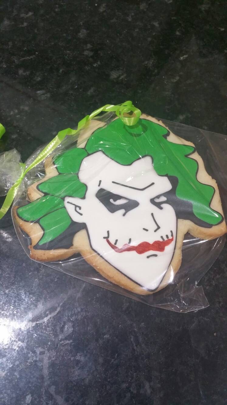 Joker and Harley Quinn (Inspired by DC Comics) One Dozen 12 - Ladybug bake shop