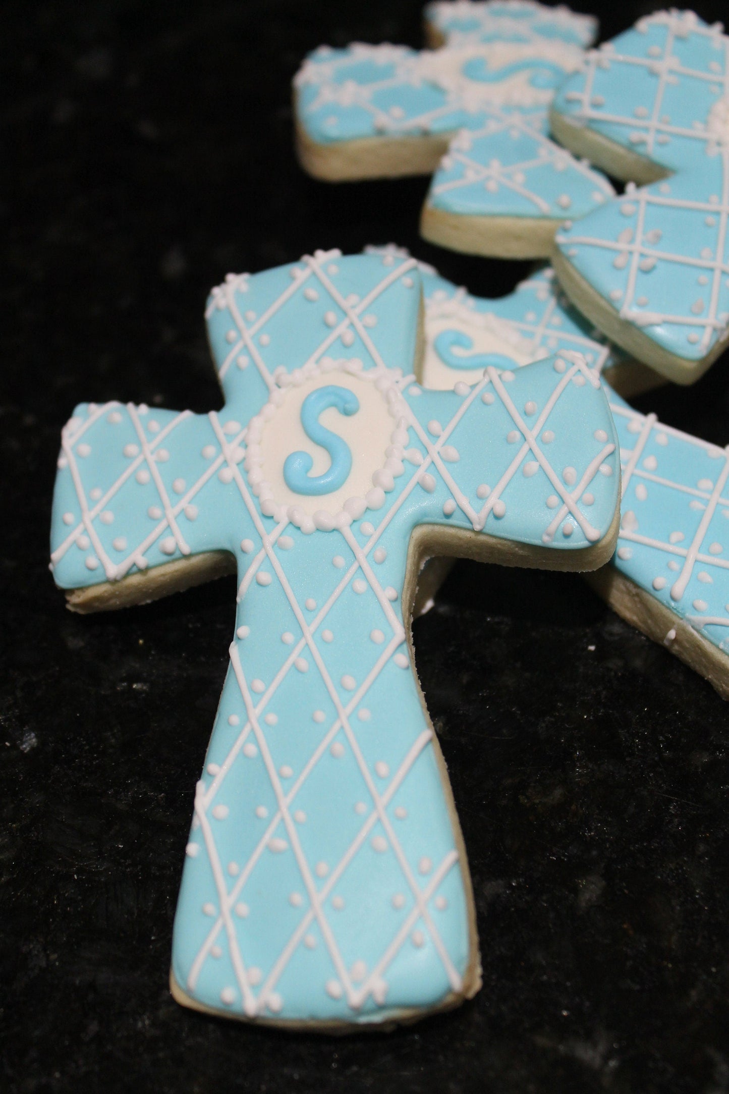 Cross Cookies One Dozen (12) - Ladybug bake shop