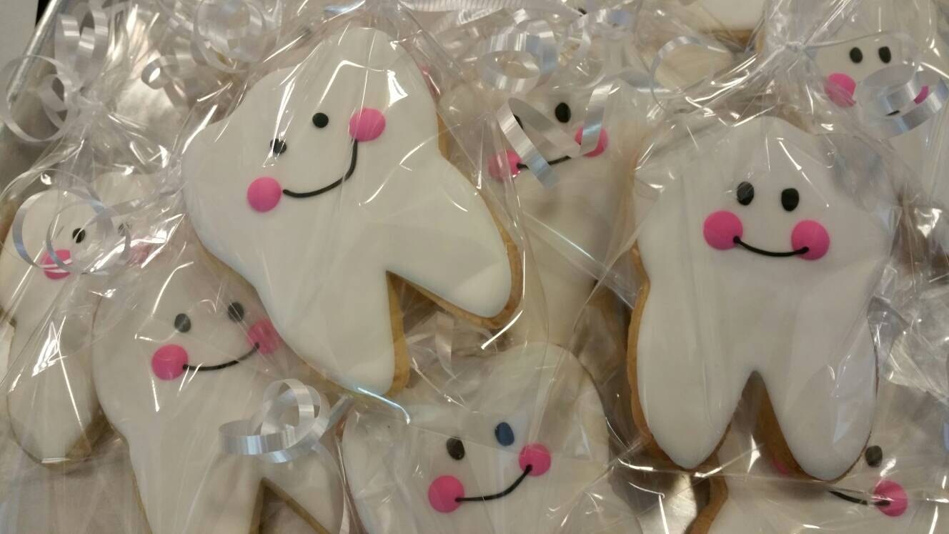 Teeth cookies One Dozen (12) - Ladybug bake shop