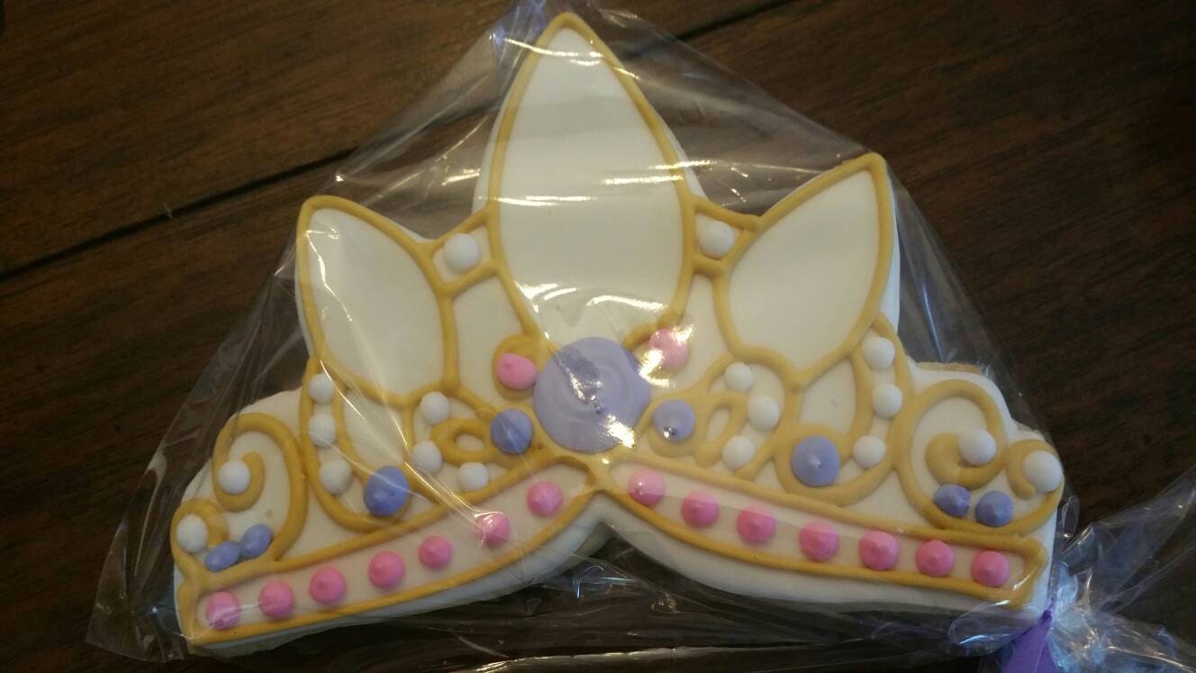 Rapunzel inspired cookies 12 cookies(12) - Ladybug bake shop