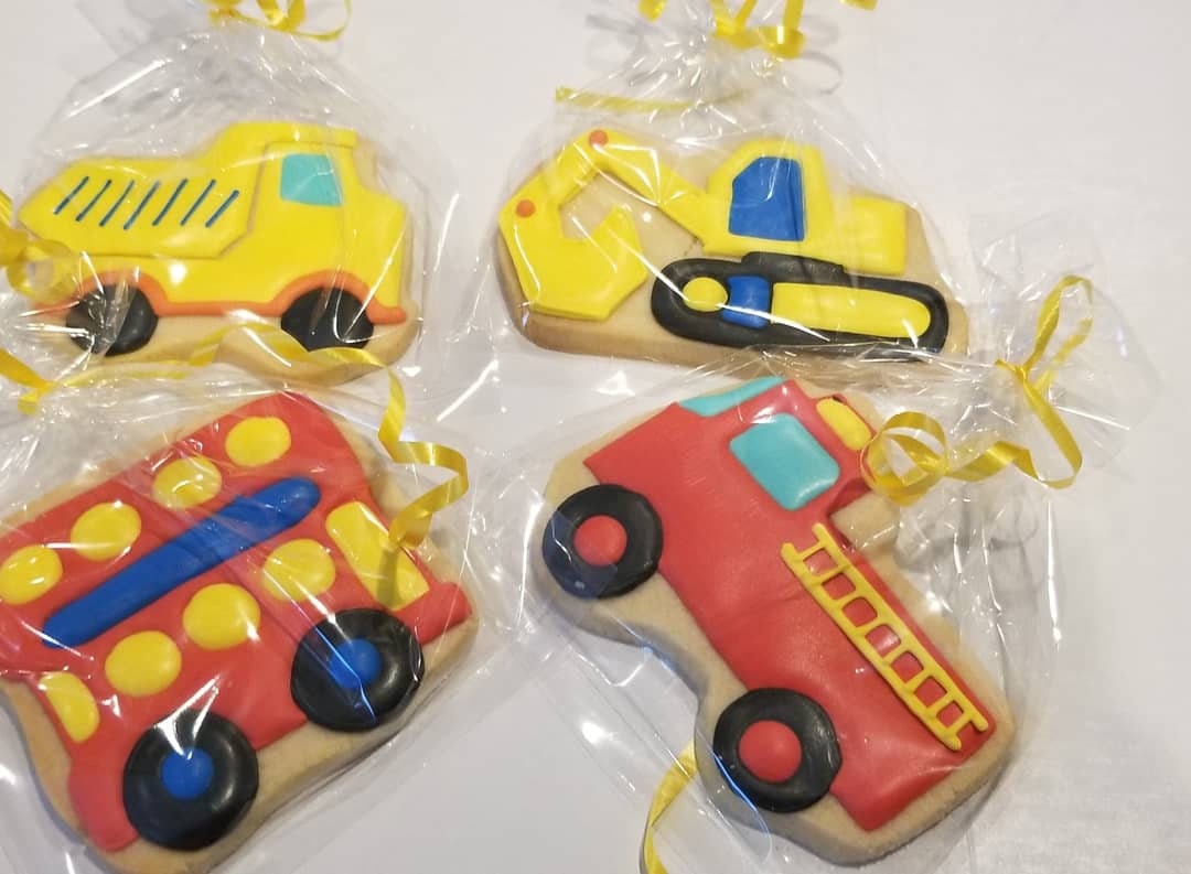 Vehicle cookies One Dozen (12) - Ladybug bake shop