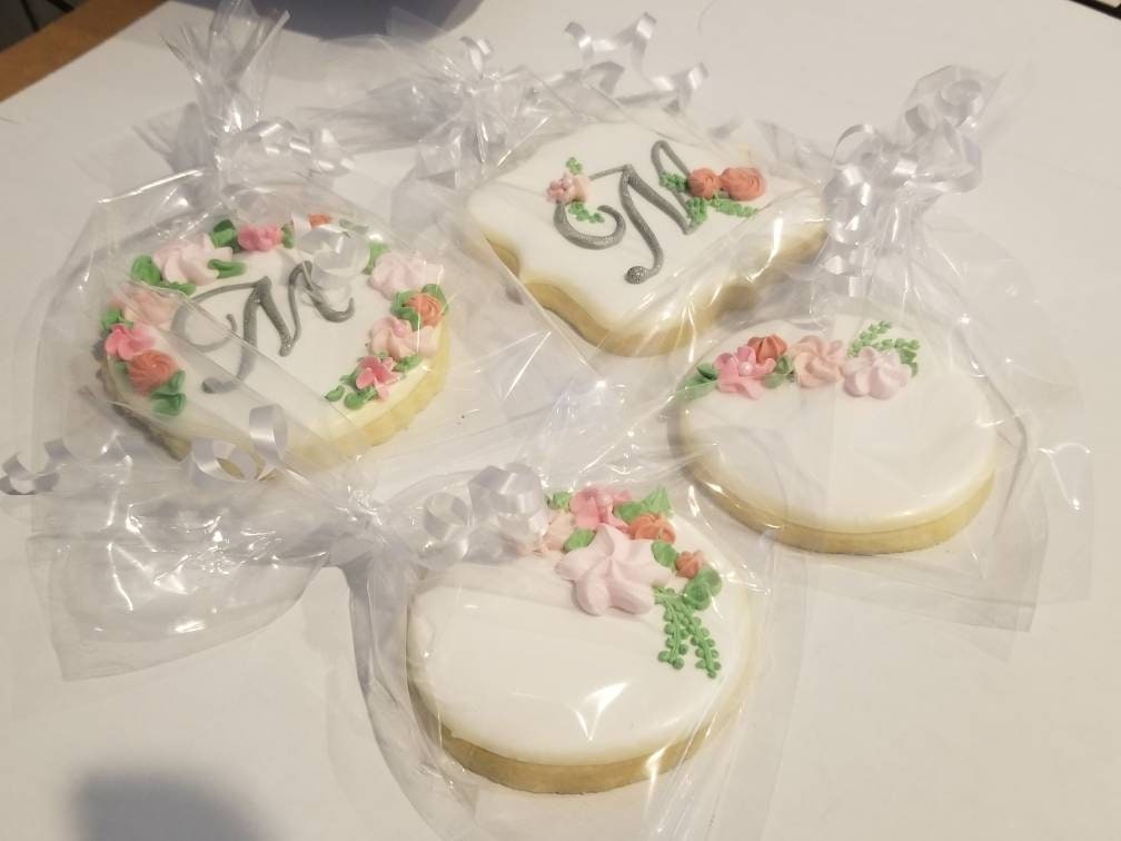 Monogram store cookies(12)