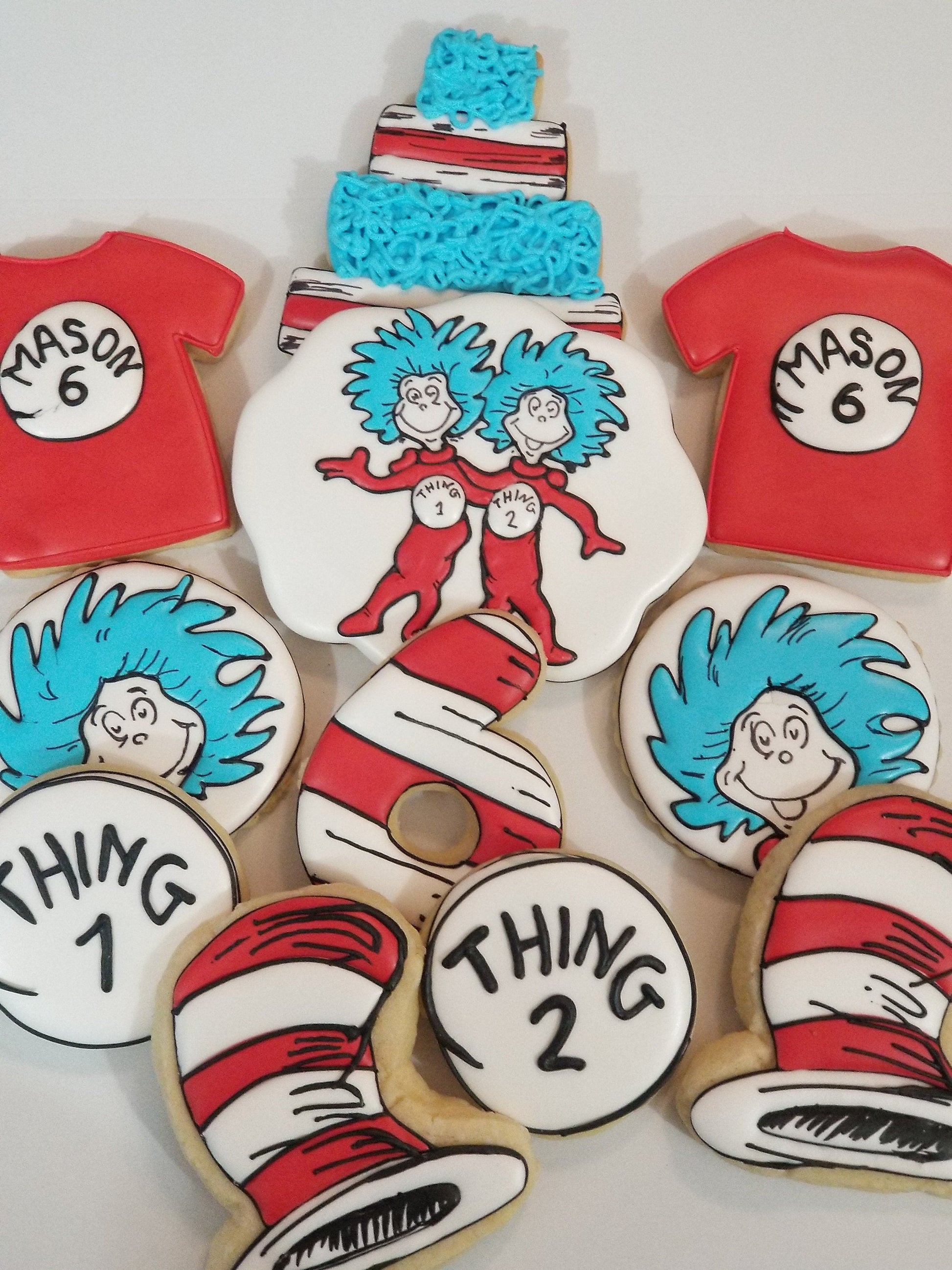 Dr Seuss cookies  (Dr Seuss inspired) 1 dozen (12) - Ladybug bake shop