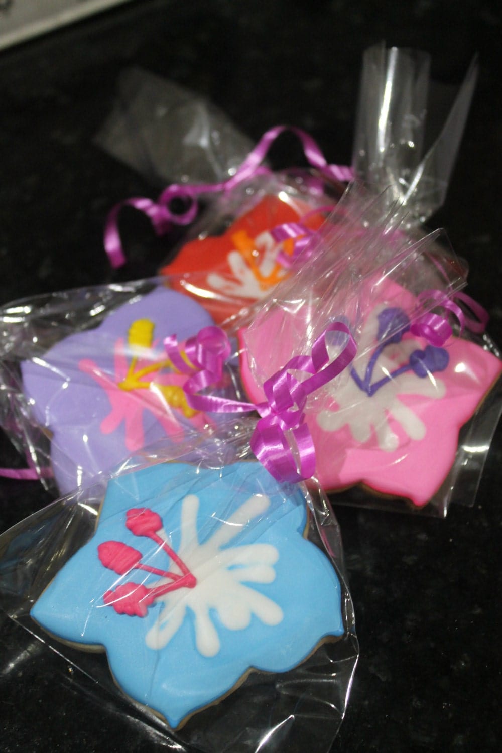 Luau fashion cookies(12)