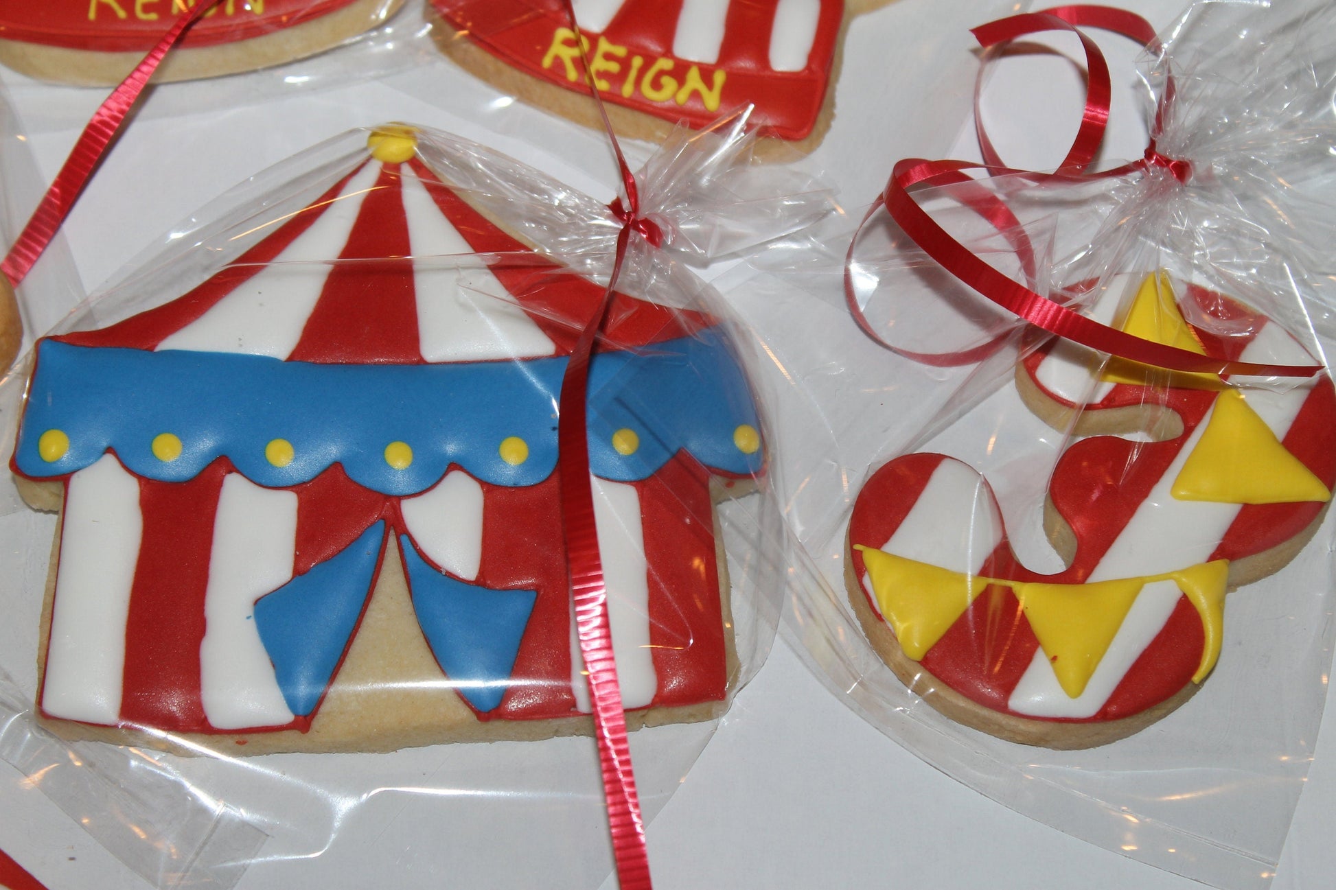 Circus Cookies One Dozen (12) - Ladybug bake shop