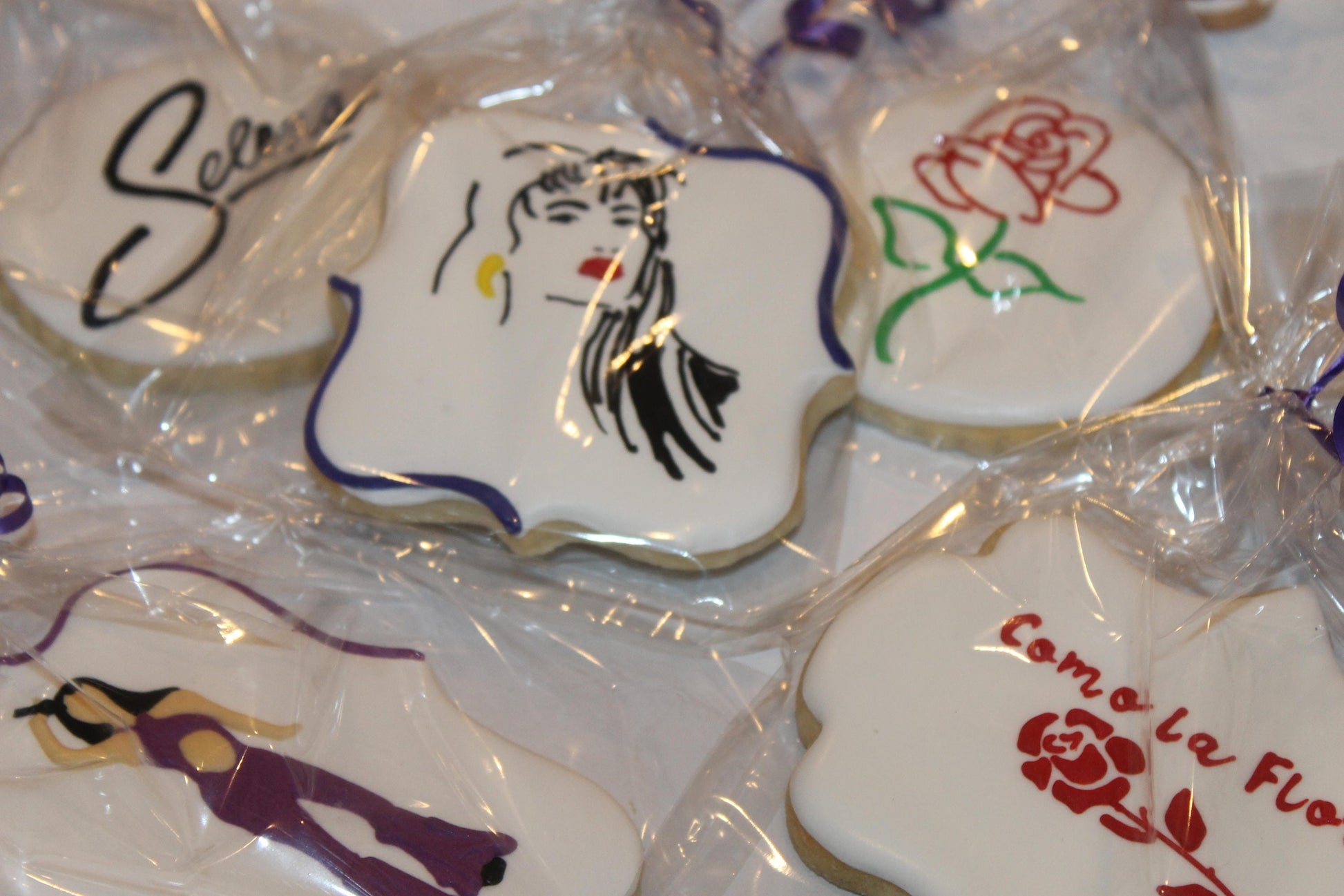 Selena cookies One Dozen (12) - Ladybug bake shop