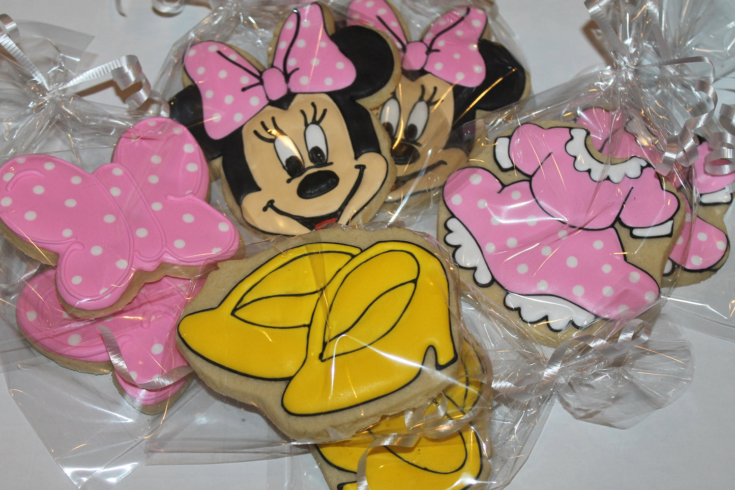 Minnie cookies  One Dozen (12) - Ladybug bake shop